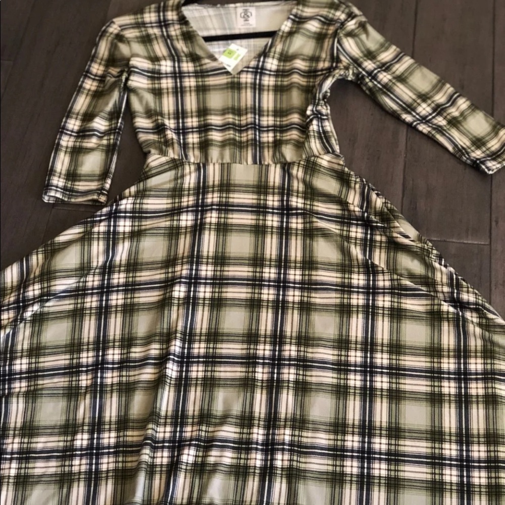 Agnes&Dora Midi Dress With Pockets